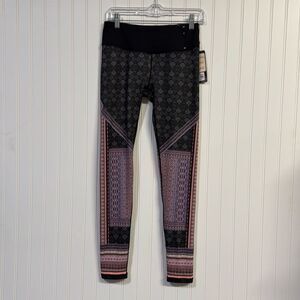 NWT Calia by Carrie Underwood Warm Pieced Stripe Leggings Size S New Athleisure